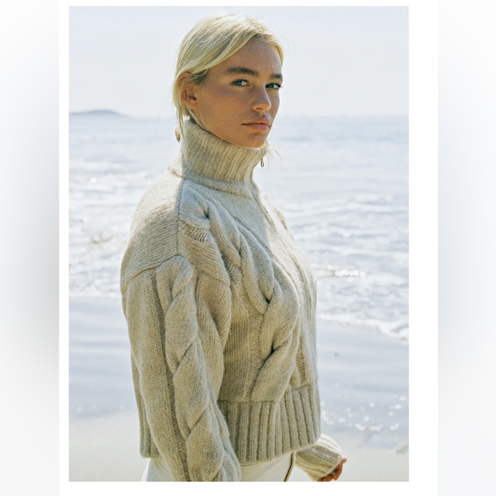 BLACK Finley Zip XS/S - Ozma of California